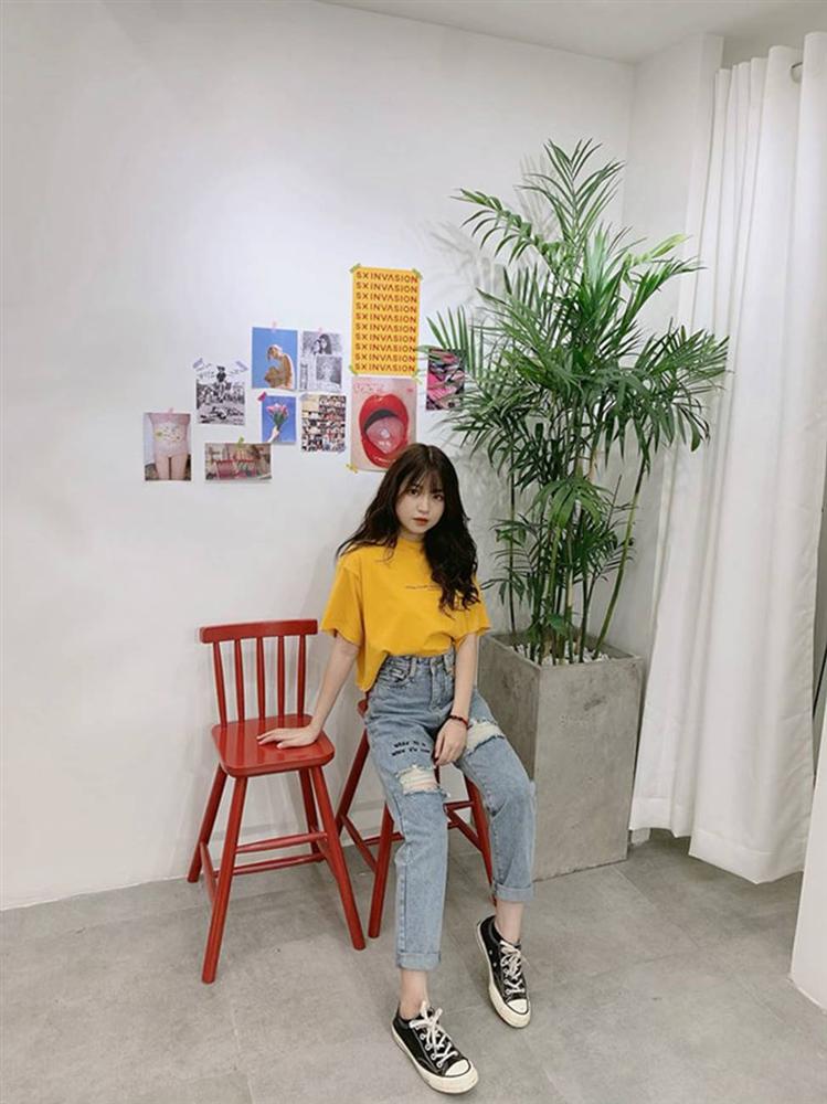 Cô gái cao 1,52m đang đồn yêu cầu thủ Quang Hải là ai?-24