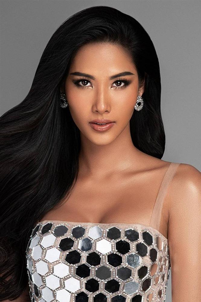 Mãn nhãn với bộ ảnh đầy thần thái của á hậu Hoàng Thuỳ trên trang chủ Miss Universe 2019-3