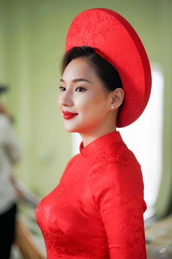 Kiều Oanh khóc khi bị chỉ trích cưới chạy bầu-2