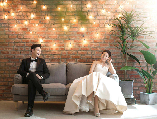 Rich kid bất chấp tất cả để lấy anh chàng soái ca, đúng đêm tân hôn vội bỏ của chạy lấy người vì nghe mẹ chồng nói: Cố bòn thêm ít nữa cho mẹ trả nợ”-2