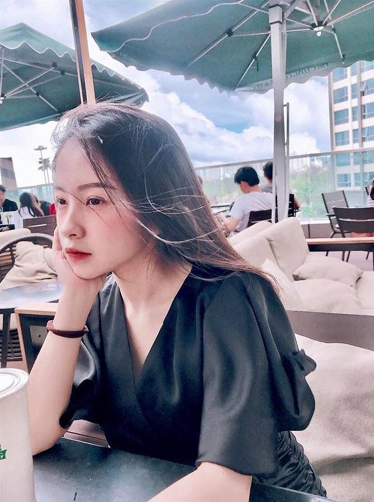 Những cô giáo 9X hot nhất hiện nay: Người xinh quá suốt ngày bị trò chụp lén, người được cả hội phụ huynh hết lời ngợi ca-7