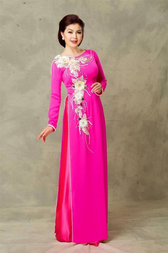 Sau sóng gió, Yến Vy tìm đến Phật pháp, sống vì người khác ở Mỹ-4