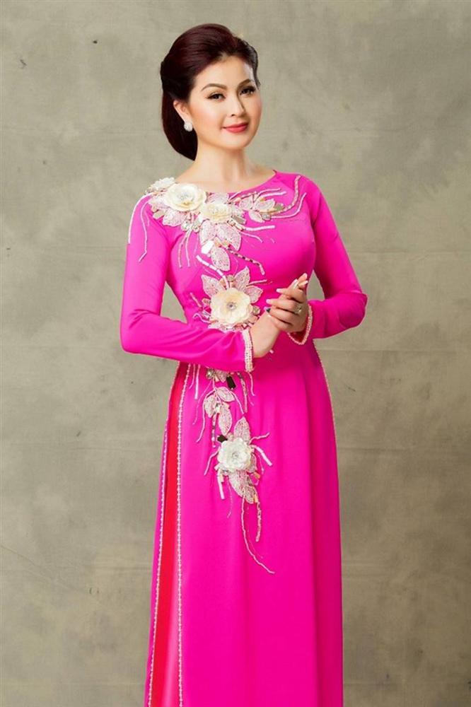 Sau sóng gió, Yến Vy tìm đến Phật pháp, sống vì người khác ở Mỹ-5