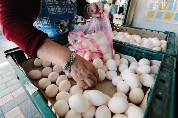 Không rửa tay sau khi sờ vào trứng, người phụ nữ bị hoại tử 90% ruột-3