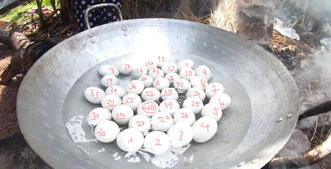 Liên tiếp vướng ồn ào, bị chỉ trích, kênh Youtube của Bà Tân vẫn tăng sub chóng mặt, bỏ xa hàng loạt nghệ sĩ nổi tiếng-3