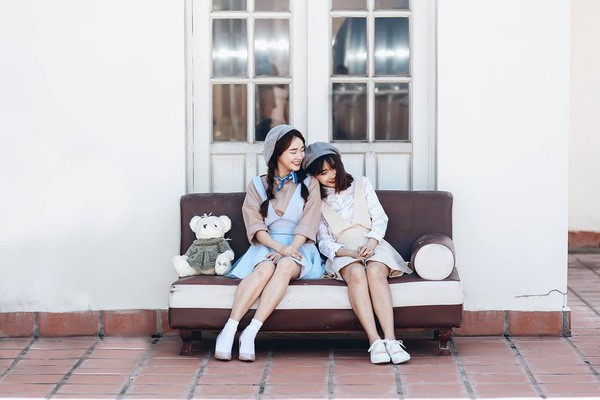 Chị em nhà Nhã Phương xinh đẹp vẹn toàn, chăm làm điệu và diện đồ giống nhau khi đứng chung 1 khung hình-6