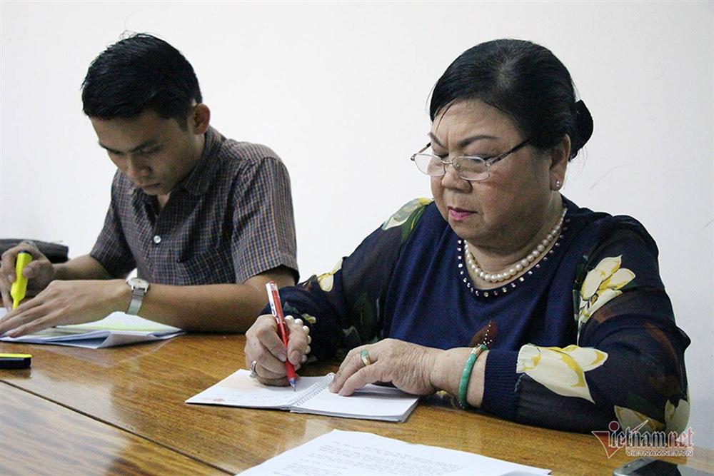 63 tuổi hăm hở làm sinh viên năm 3-4