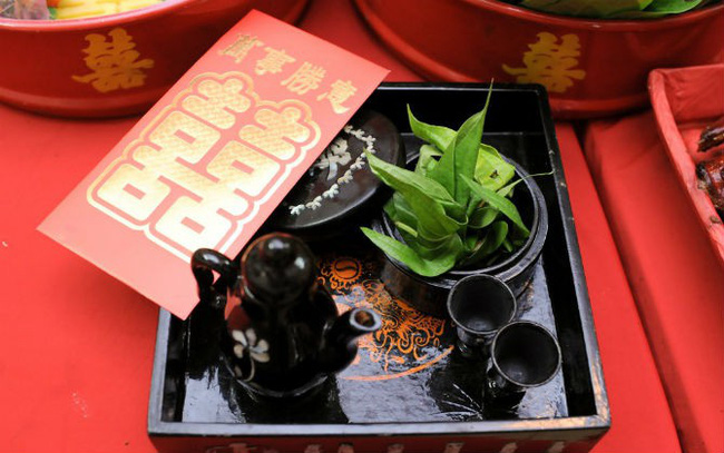 Vì câu nói Mua em đắt thế cơ á?, cô dâu đùng đùng hủy hôn trước đám hỏi 2 ngày, còn mang kéo cắt tan váy cưới trước mặt chú rể-3