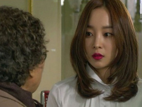 Thấy chồng lén rút 300 triệu mà không báo, vợ liền nghi ngờ chồng nuôi bồ rồi khóc lóc làm ầm nhưng khi sự thật phanh phui cô lại đỏ mặt xấu hổ-3