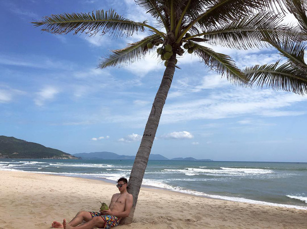 Lâm Tây và những lần khiến fangirl quê nhà xịt máu mũi: Body siêu chuẩn, cởi áo lần nào dậy sóng lần đó!-3