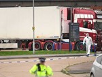 Báo Anh: Cảnh sát truy tìm trùm buôn người gốc Việt đứng sau thảm kịch 39 thi thể trong container-3