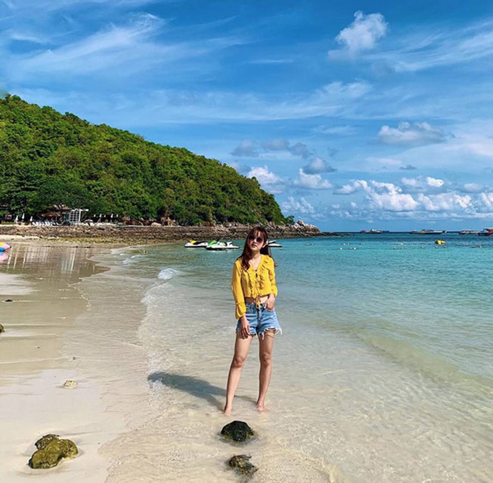 3 cô giáo trẻ khiến học sinh muốn tới lớp mỗi ngày vì quá xinh đẹp-15