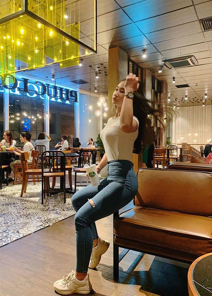 3 cô giáo trẻ khiến học sinh muốn tới lớp mỗi ngày vì quá xinh đẹp-6