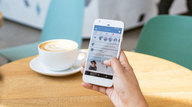 Từ câu mỉa mai của sếp Chúng ta thường đăng Facebook những gì chúng ta không có! cho đến bài học về sử dụng mạng xã hội khôn ngoan cho hội chị em công sở-1