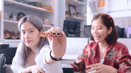 Nam Em và Nam Anh theo trend đập hộp hàng hiệu: Món thì mất hóa đơn, món lại có mỗi túi mà chẳng có hộp-7