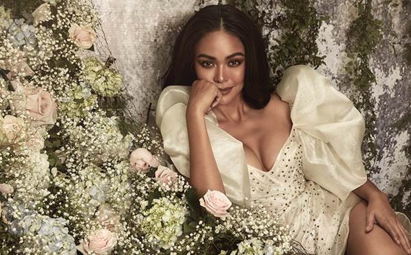 Á hậu Mâu Thuỷ bán nude khoe dáng đồng hồ cát nóng bỏng-6