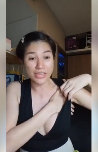 Quảng cáo có Tâm như Trang Trần: Chẳng ngại sờ nắn vùng nhạy cảm để review sản phẩm-4