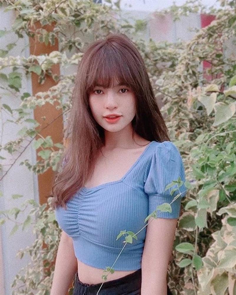 Nữ thần bóng rổ khiến ai cũng ngẩn ngơ vì vòng một quá nóng bỏng-10