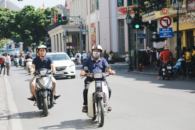 Người Hà Nội nói gì trước đề xuất cấm phương tiện lưu thông quanh Hồ Hoàn Kiếm trong 1 tháng?-6