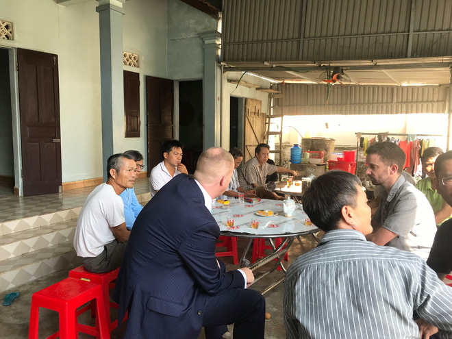 Thêm gia đình ở Nghệ An trình báo có con mất liên lạc, nghi là nạn nhân vụ 39 người chết ở Anh-2