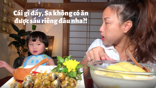 Trong chúng ta ai cũng có một người như bé Sa: Ngửi thấy mùi sầu riêng thôi đã chạy 8 hướng, huống gì là ăn thử-6