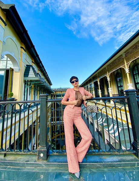 Bất ngờ trước vẻ nữ tính và bốc lửa của Trang Trần-6