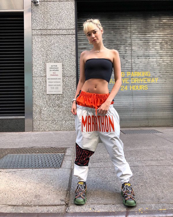 Sau Chi Pu, đến lượt Quỳnh Anh Shyn gây khó hiểu với quần 2 cạp lạ lùng-9