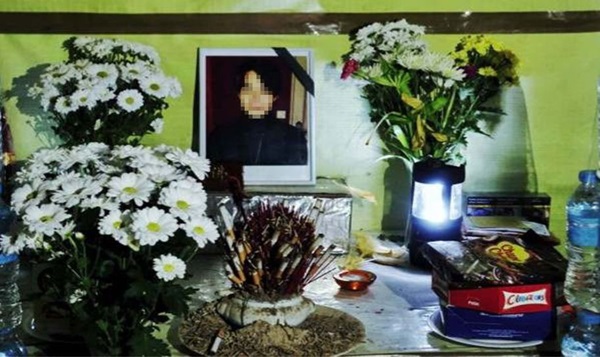 Nghi thức của người Việt trước các chuyến xe vượt biên mỗi đêm-16