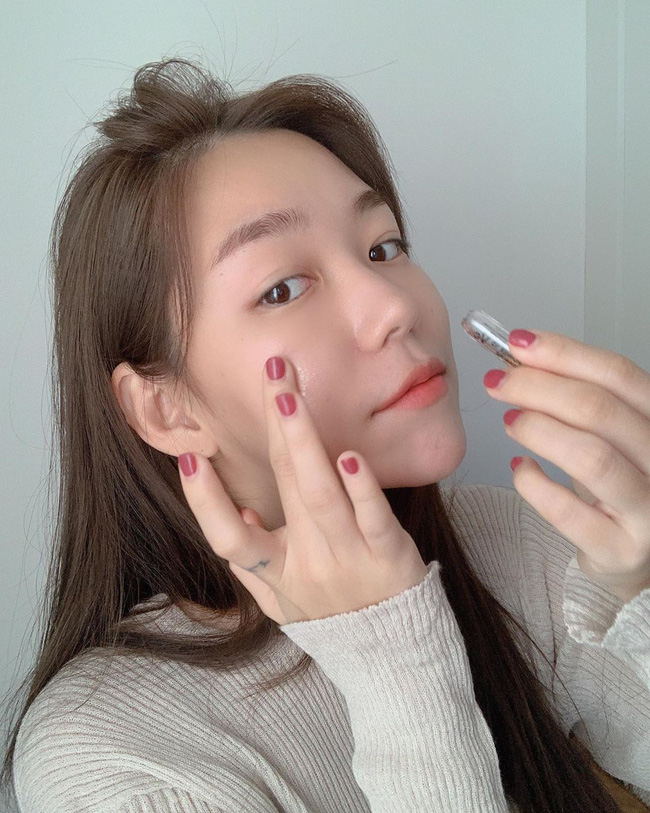 Thời tiết hanh khô hại da thật đấy, nhưng nghe theo 5 lời khuyên của bác sĩ thì da bạn muốn xấu đi cũng không được-3