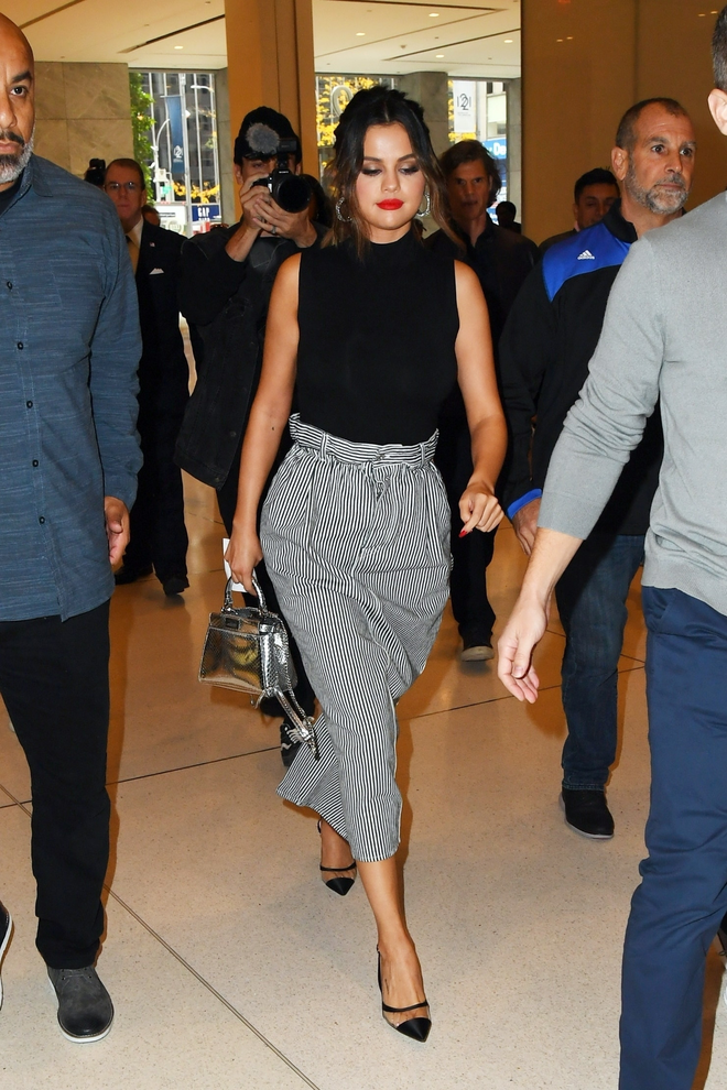 Nhan sắc thời trẻ của mẹ Selena Gomez gây sốt: Cực phẩm nhường này bảo sao con gái khiến cả thế giới mê mẩn!-3