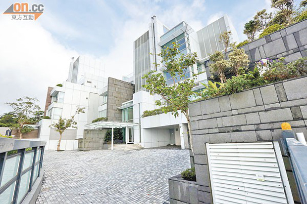 Khởi nguồn huyền thoại Châu Tinh Trì: Từ nghèo phát sợ thành ông trùm 7000 tỷ, kẻ bị ghét nhất Cbiz và chuyện tình hiếm hoi-14