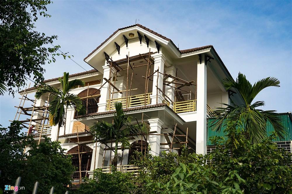 Biệt thự, xe sang ở xã có 1.500 người xuất khẩu lao động-5