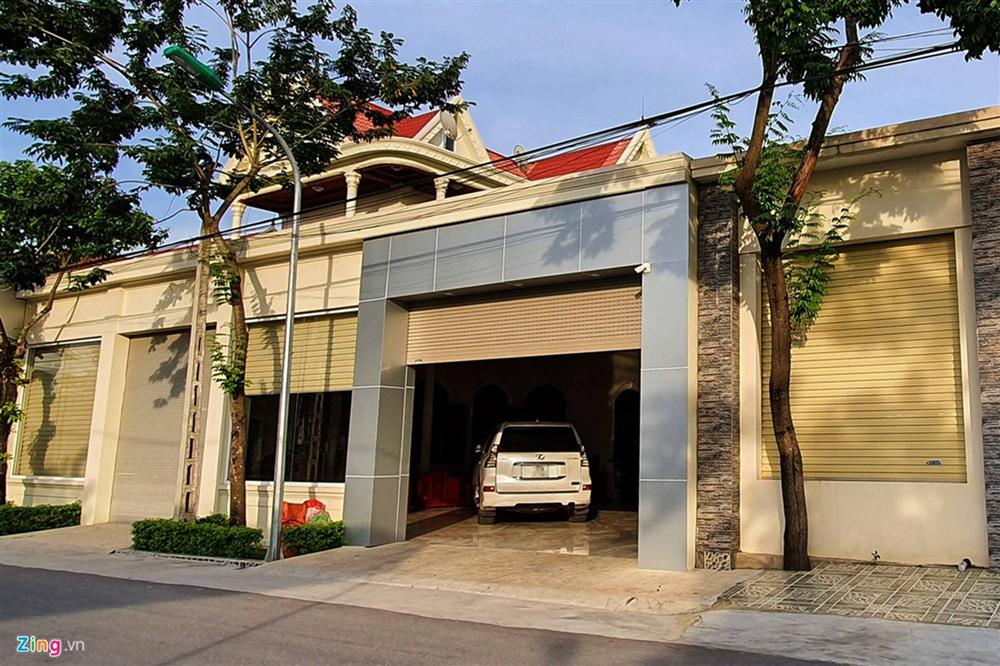 Biệt thự, xe sang ở xã có 1.500 người xuất khẩu lao động-8