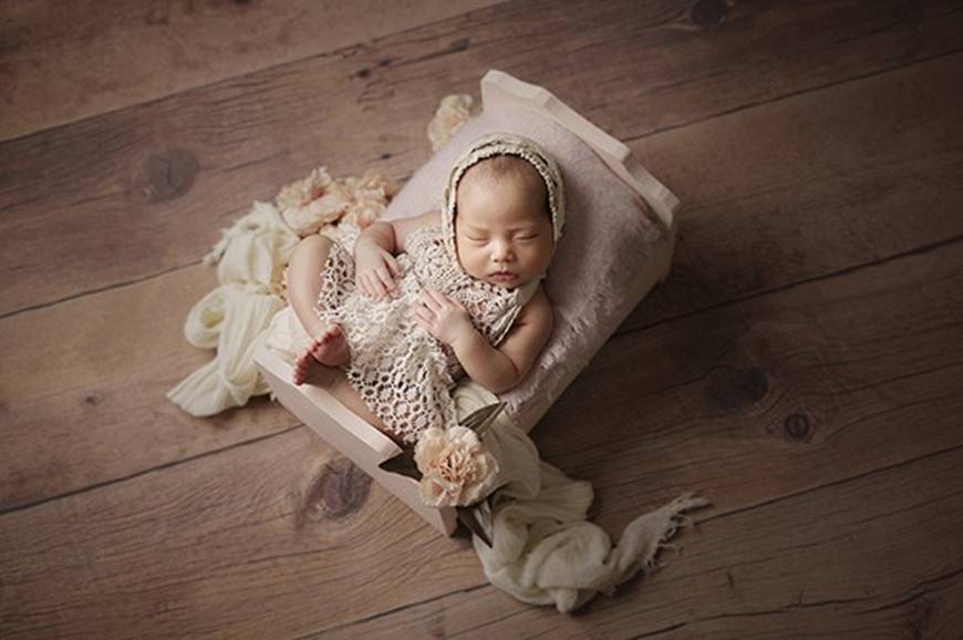 Ưng Hoàng Phúc khoe bộ ảnh đầu đời của con gái cưng-8