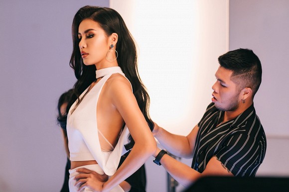 Minh Tú up ảnh sương sương trong hậu trường nhận cơn mưa lời khen vì quá đẹp-11