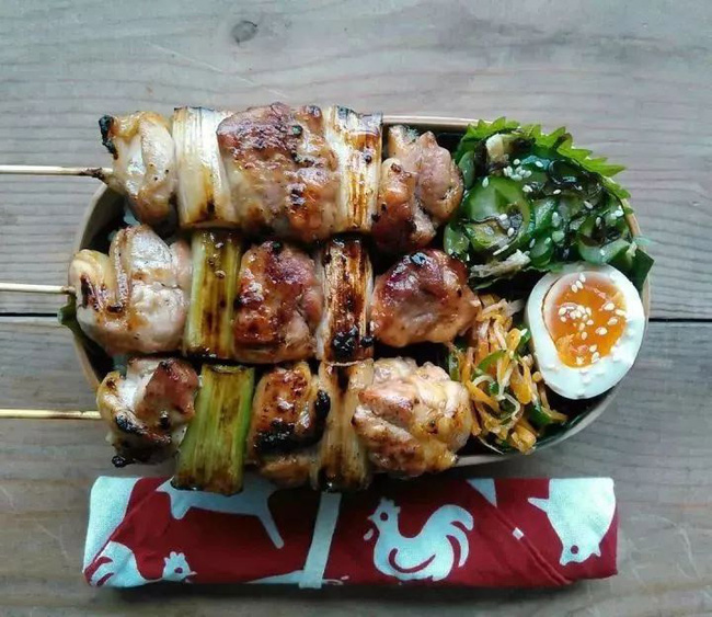 Là giám đốc nhưng ông bố 2 con sáng nào cũng dậy từ 5 giờ chuẩn bị cơm cho cả gia đình để dạy con bài học quý giá-6