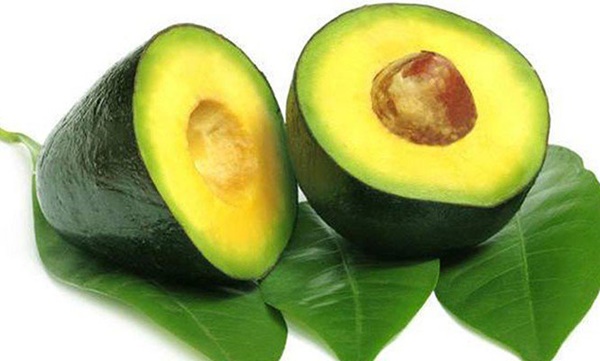 Ăn quả bơ thế này vừa vứt hết chất bổ, vừa rước độc hại vào người-1