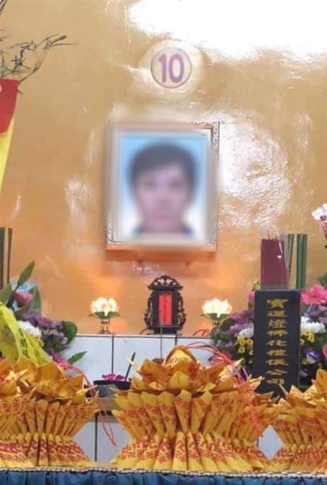 Đằng sau những căn nhà bạc tỷ ở làng xuất khẩu lao động Hà Tĩnh: Nước mắt, trốn chạy, và những phận người nằm lại nơi xứ xa-24
