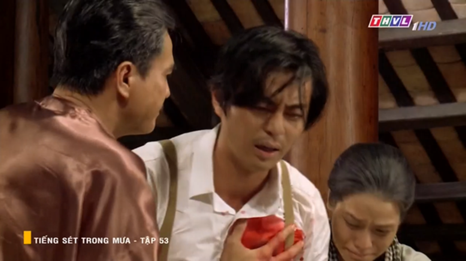 Tiếng Sét Trong Mưa tập 53: Máu đổ ngày đoàn tụ gia đình, Khải Duy mất tất cả trong gang tấc-5