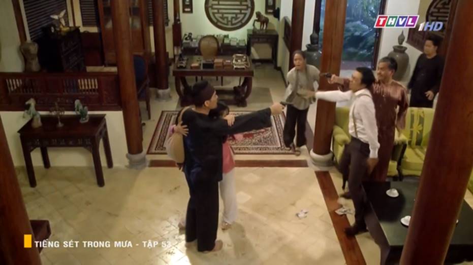 Tiếng Sét Trong Mưa tập 53: Máu đổ ngày đoàn tụ gia đình, Khải Duy mất tất cả trong gang tấc-4