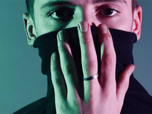 Bạn nên cẩn thận vì nguy cơ mắc ung thư vòm họng nếu gặp phải 1 trong 5 hiện tượng lạ sau đây-6