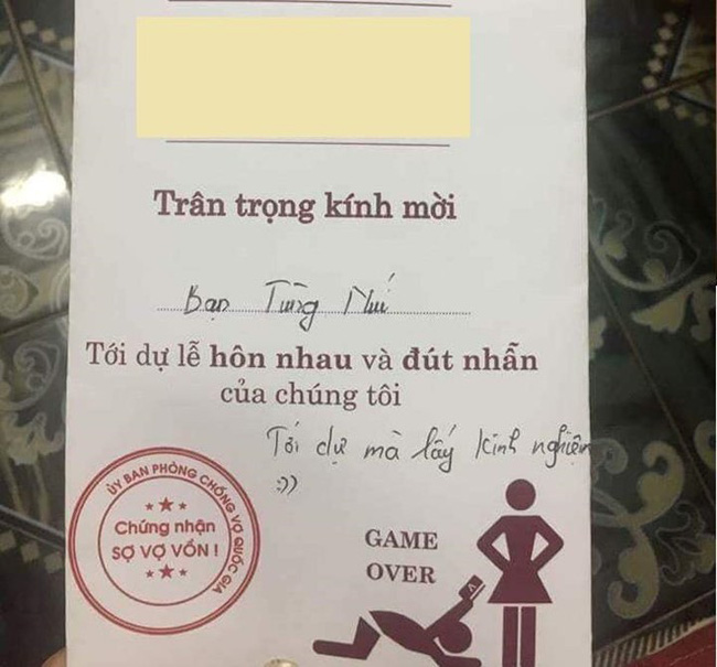 Nhận thiệp mời của đôi dâu rể, nhiều người bủn run chân tay khi vừa nhìn qua, đọc xong nội dung còn toát mồ hôi hơn nữa-5