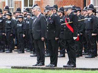 Cảnh sát Anh tổ chức lễ mặc niệm 39 người chết trong container