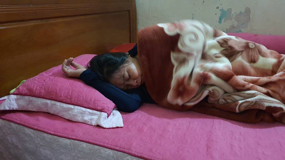 Bố bàng hoàng nhận điện thoại từ Anh xác định con nằm trong số 39 nạn nhân-3