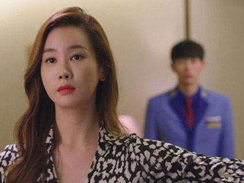 Nỗi ám ảnh cực hình của đứa con cùng mẹ theo dõi, bắt quả tang cha ngoại tình-2