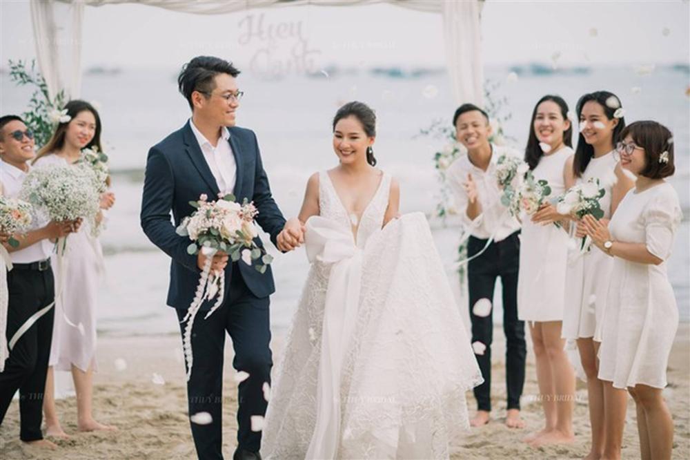 Kiều Oanh- vợ cố diễn viên người mẫu Duy Nhân rạng rỡ trong ngày cưới-4