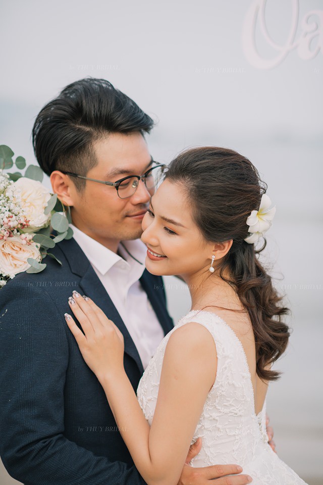 Kiều Oanh- vợ cố diễn viên người mẫu Duy Nhân rạng rỡ trong ngày cưới-7