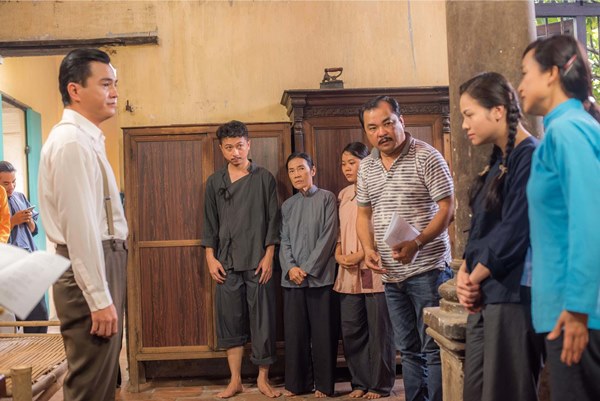 Tiếng sét trong mưa kết khác bản gốc, khán giả tranh cãi kịch liệt-5