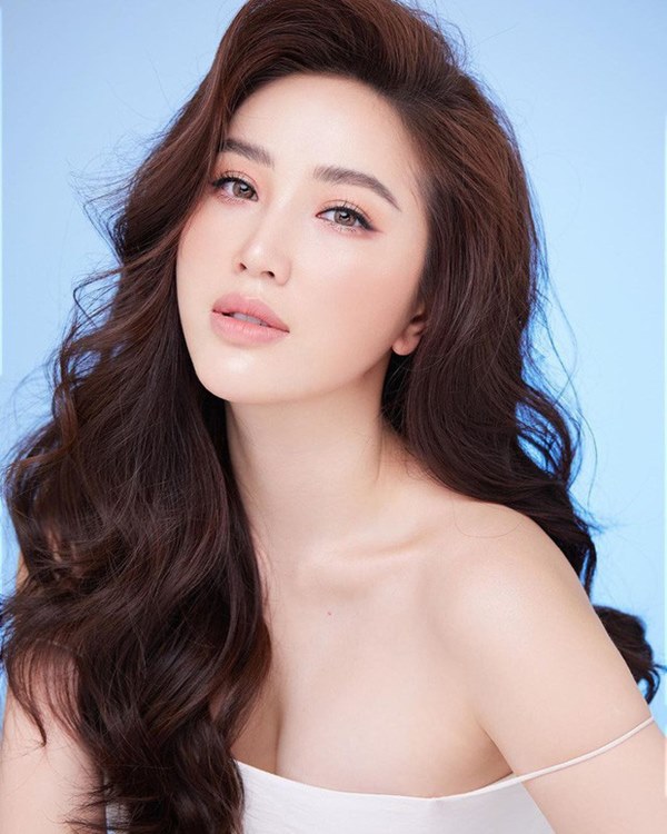 HOT: Lộ thiệp cưới cùng thông tin chính thức về đám cưới của Bảo Thy, chỉ sau Đông Nhi đúng 1 tuần?-2