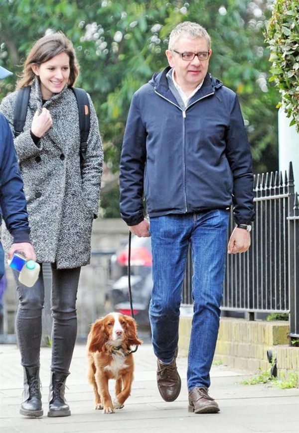 Mr Bean: Phản bội vợ theo tình trẻ đáng tuổi con, hết thời, già nua ở tuổi U70-6